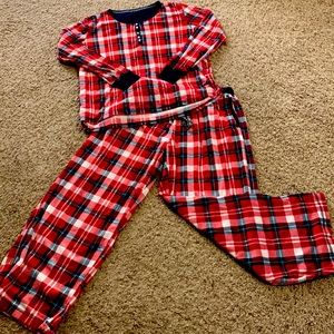 Lightly worn Nautica 2-pc “flannel-type” pajama set, size L.  Red, blue, white